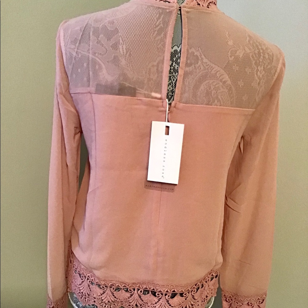 🛑 SOLD 🛑 Rose Chiffon Ruffled Top - Picture 4 of 4